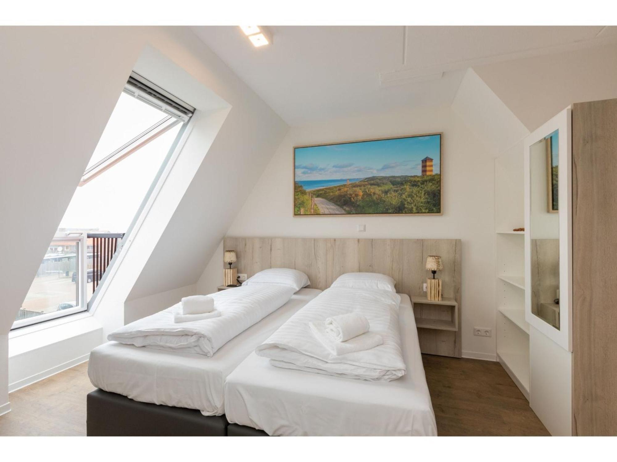 Luxurious Studio For 2 People A 1 Minute Walk From The Beach Of Zoutelande Exterior photo